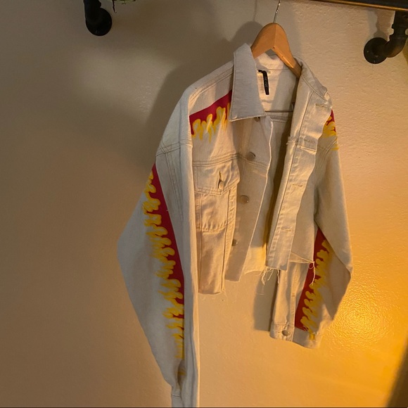 Cropped flame jacket - Picture 2 of 6
